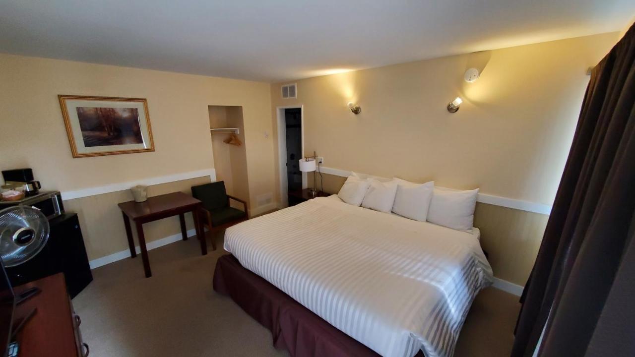 Comox Valley Inn & Suites Courtenay Eksteriør bilde